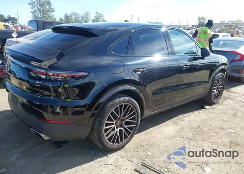 2021 Porsche Cayenne Coupe z USA, uszkodzony, nr VIN WP1BA2AY4MDA40469